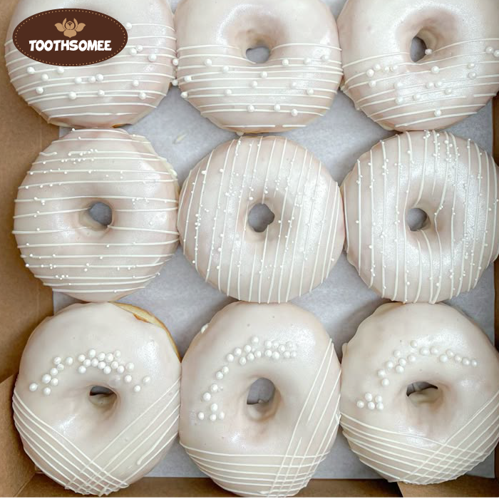 White edible sugar pearls standard quality for cake decoration by Toothsomee