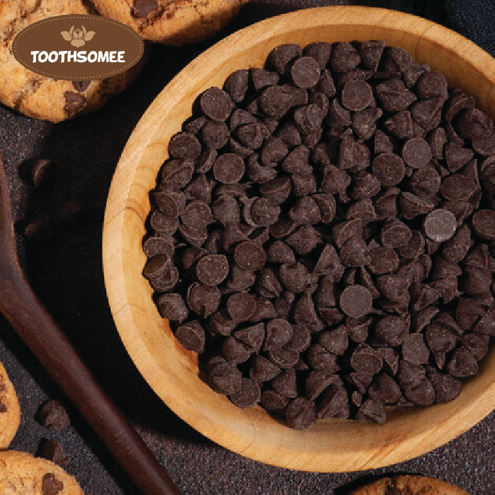 Premium chocolate chips for baking and dessert decoration – Toothsomee